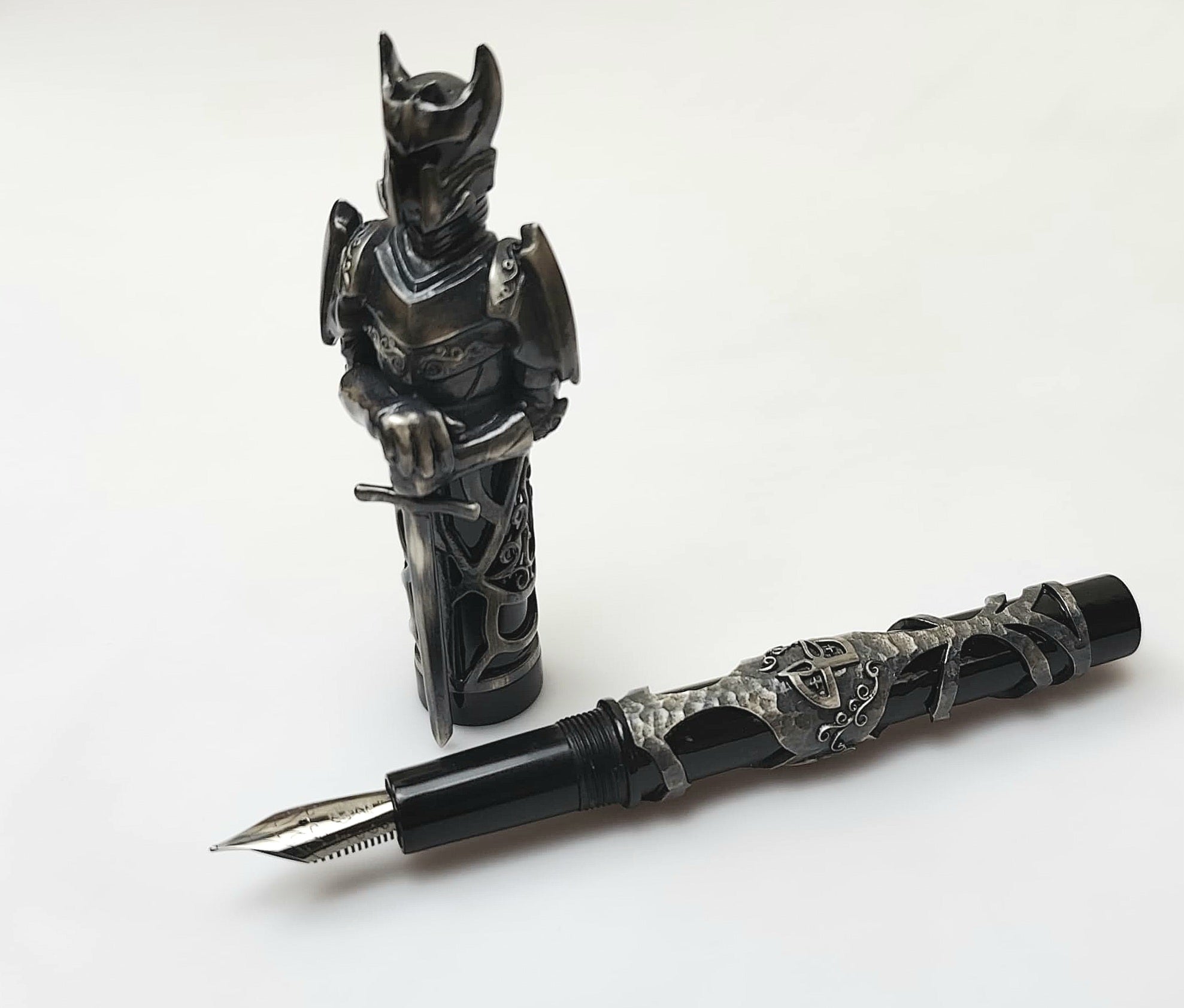 Silver Knight Fountain Pen