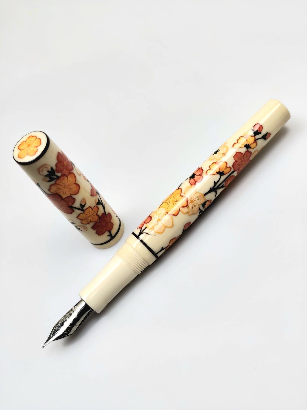 ZekPens SAKURA HANDMADE AND HANDPAİNTED FOUNTAIN PEN