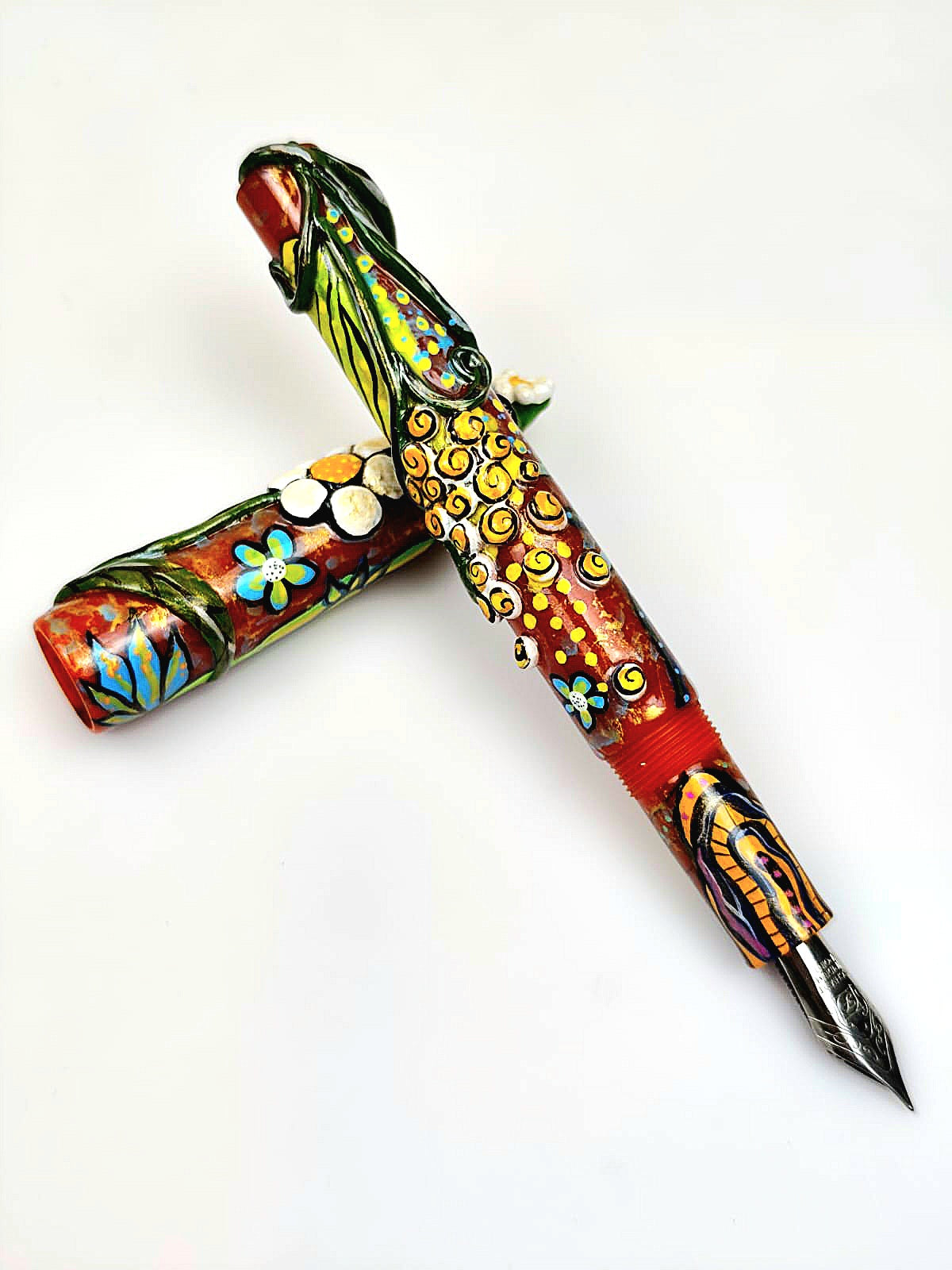 ZekPens uniQ HANDMADE AND HANDPAiNTED FOUNTAIN PEN