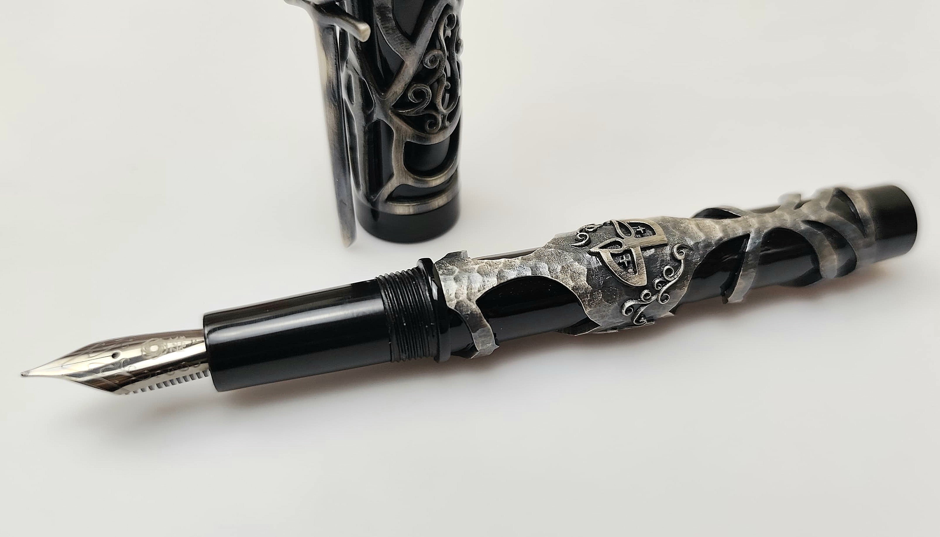 Silver Knight Fountain Pen
