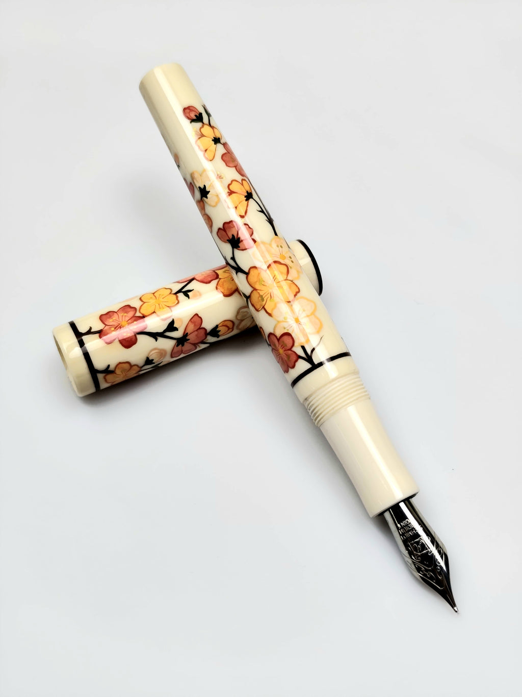 ZekPens SAKURA HANDMADE AND HANDPAİNTED FOUNTAIN PEN