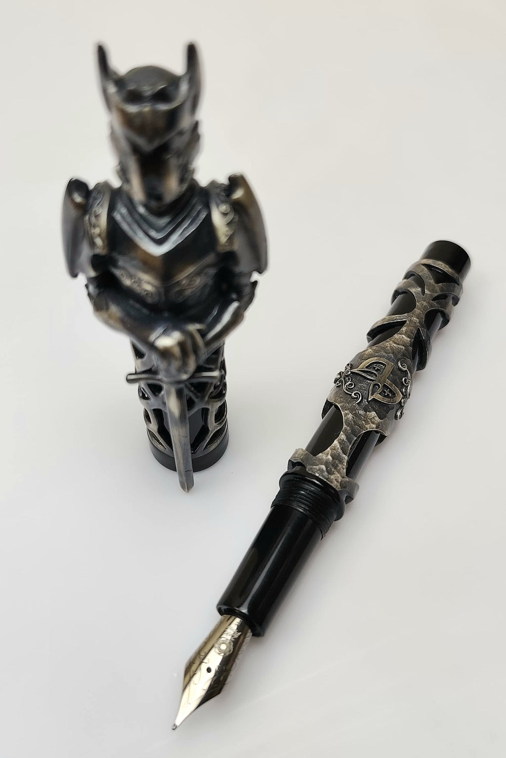 Silver Knight Fountain Pen