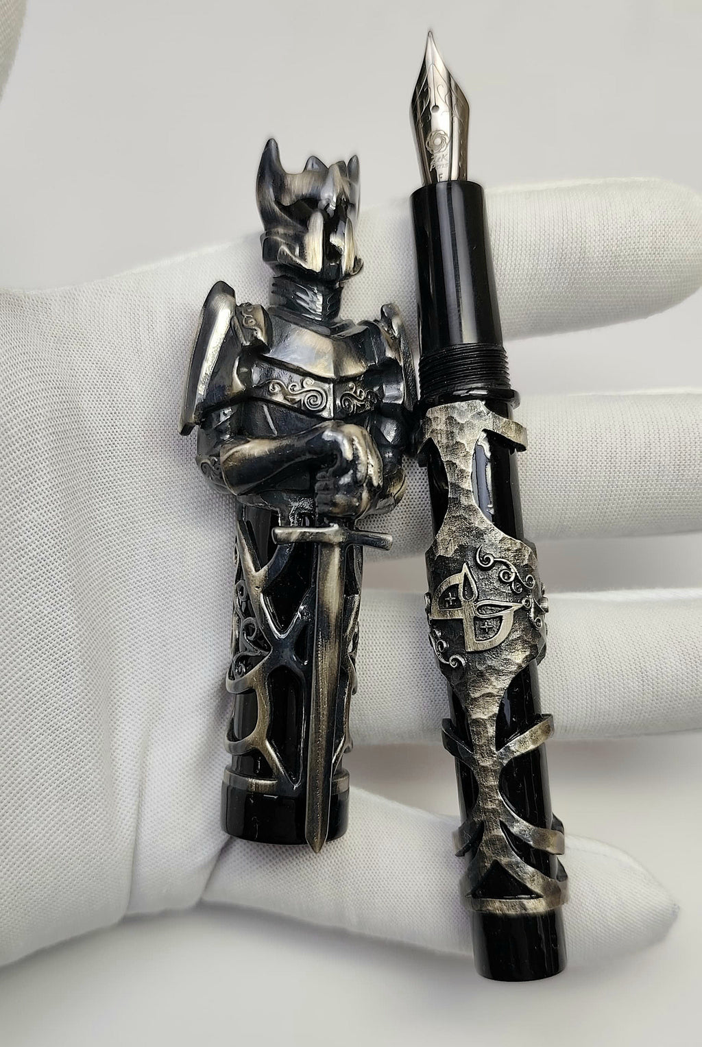 Silver Knight Fountain Pen